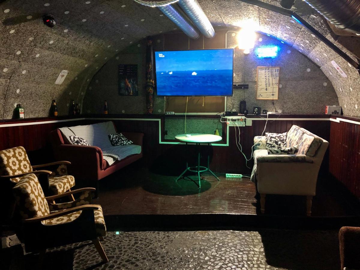 Whole Basement Former Pub 5 For Stag Do Budapest Exterior foto